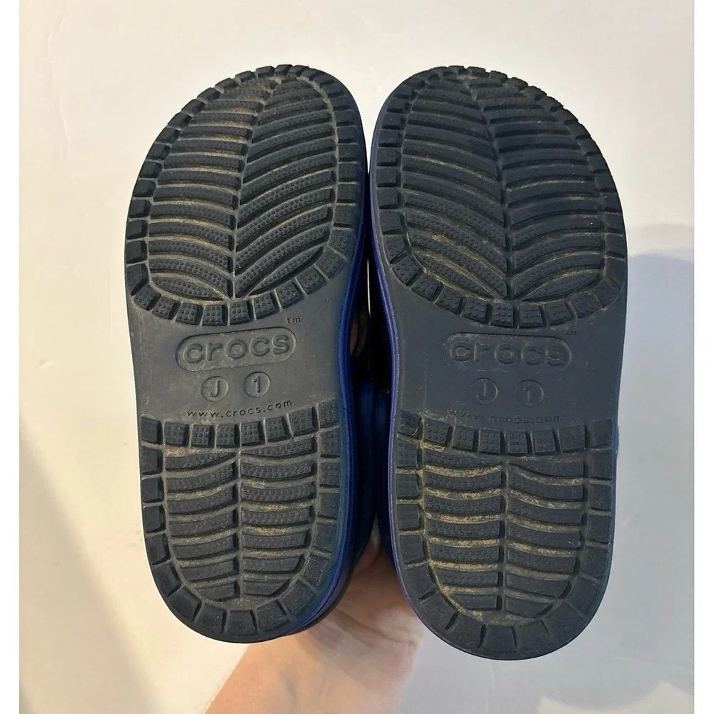 Crocs Bump It Clogs, Blue Crocs (sz. J1)